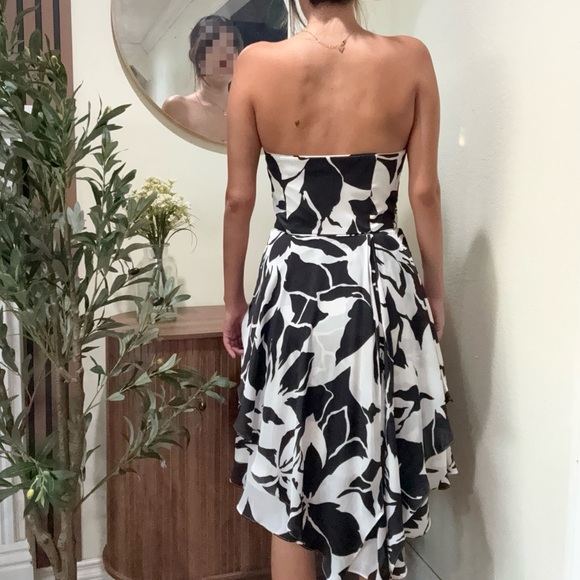 Elegant y2k Black and White floral Strapless Dress - Picture 2 of 7